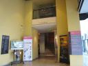 099-s1.jpg